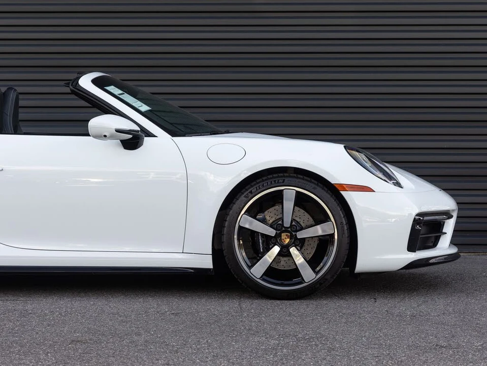 2024 Porsche 992 Targa 4 & 4S - Image 10 of 31