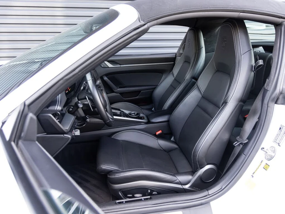 2024 Porsche 992 Targa 4 & 4S - Image 5 of 31