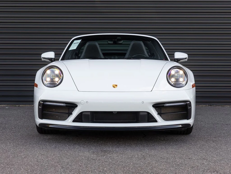 2024 Porsche 992 Targa 4 & 4S - Image 8 of 31