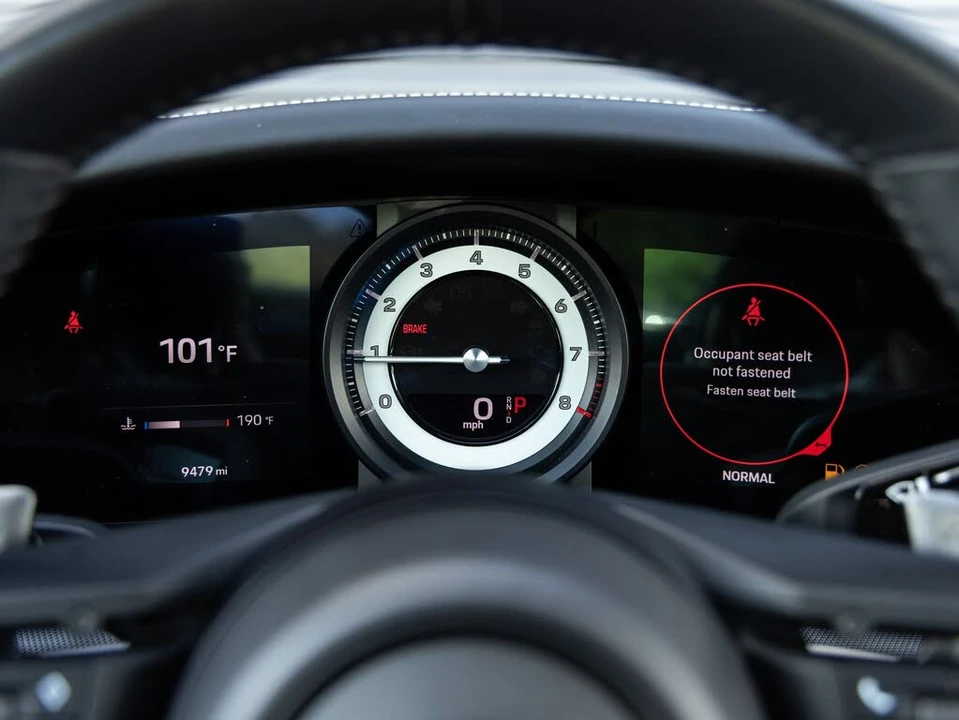 2024 Porsche 992 Targa 4 & 4S - Image 14 of 31