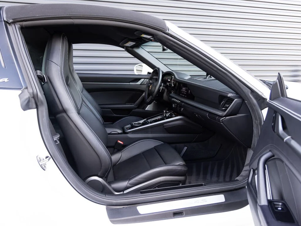 2024 Porsche 992 Targa 4 & 4S - Image 31 of 31