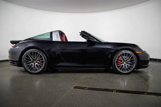 2024 Porsche 992 Targa 4 & 4S - Image 9 of 30