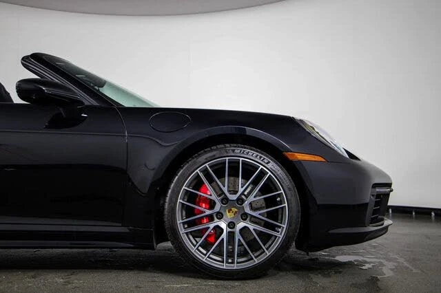 2024 Porsche 992 Targa 4 & 4S - Image 11 of 30