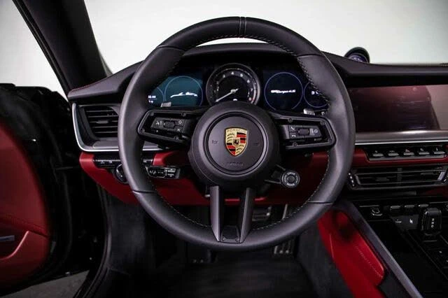 2024 Porsche 992 Targa 4 & 4S - Image 17 of 30