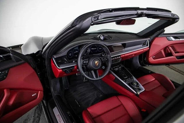 2024 Porsche 992 Targa 4 & 4S - Image 16 of 30