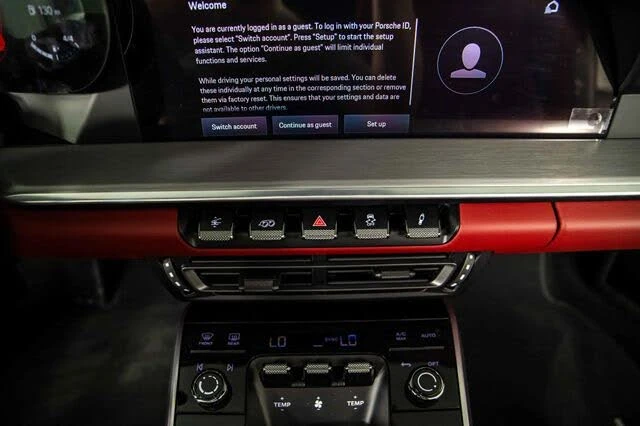 2024 Porsche 992 Targa 4 & 4S - Image 21 of 30
