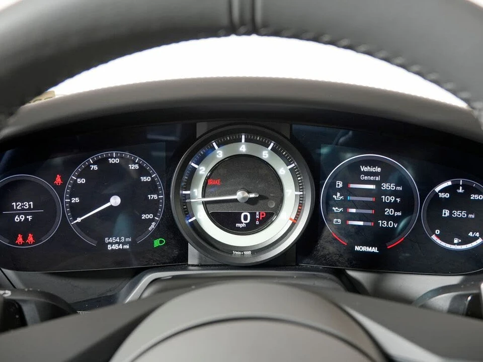 2024 Porsche 992 Targa 4 & 4S - Image 26 of 31