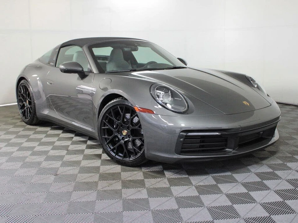 2024 Porsche 992 Targa 4 & 4S - Image 12 of 31
