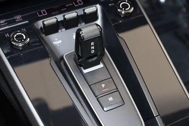 2024 Porsche 992 Targa 4 & 4S - Image 6 of 31