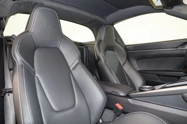 2024 Porsche 992 Targa 4 & 4S - Image 17 of 31