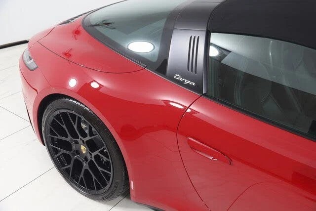 2024 Porsche 992 Targa 4 & 4S - Image 27 of 31