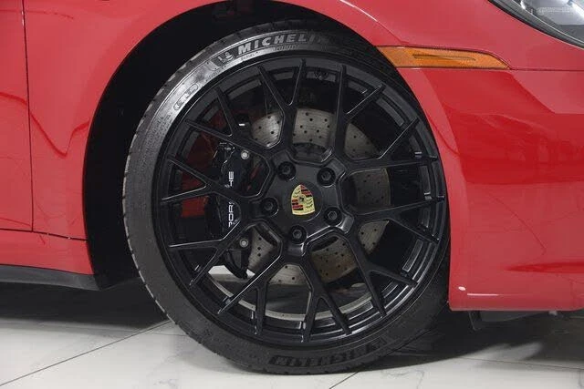2024 Porsche 992 Targa 4 & 4S - Image 28 of 31