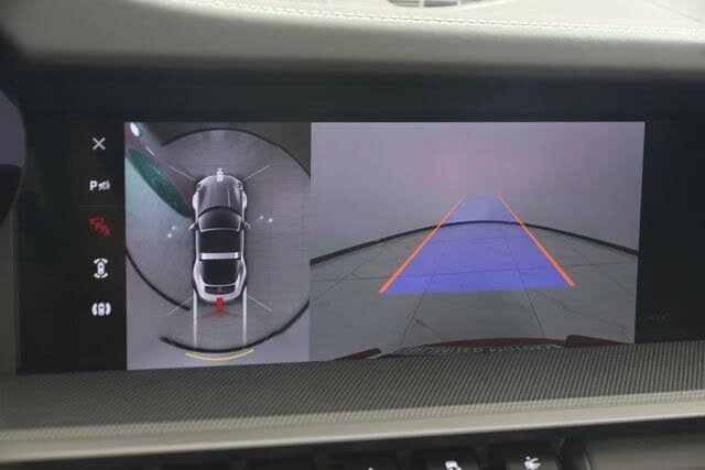 2024 Porsche 992 Targa 4 & 4S - Image 14 of 31