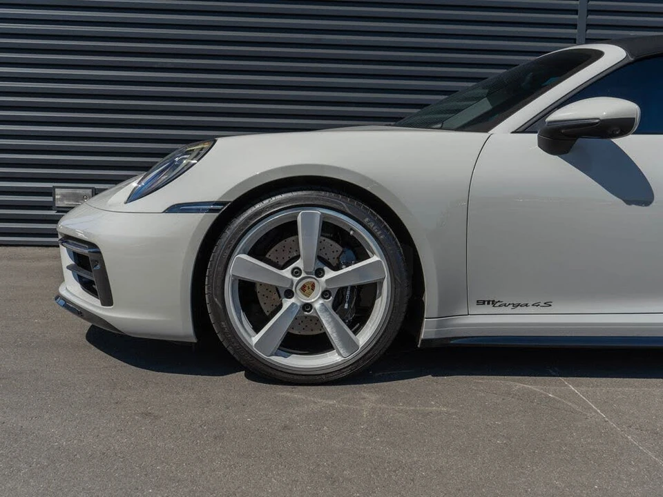 2024 Porsche 992 Targa 4 & 4S - Image 12 of 31