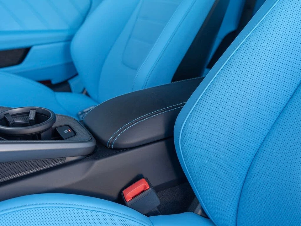 2024 Porsche 992 Targa 4 & 4S - Image 27 of 31