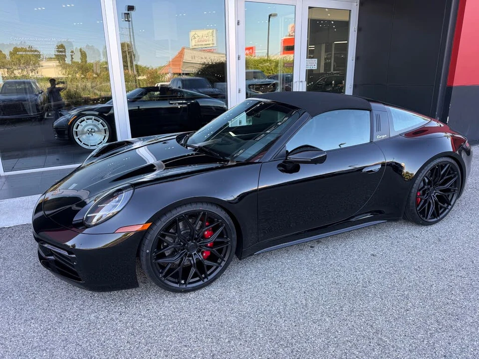 2024 Porsche 992 Targa 4 & 4S - Image 15 of 31