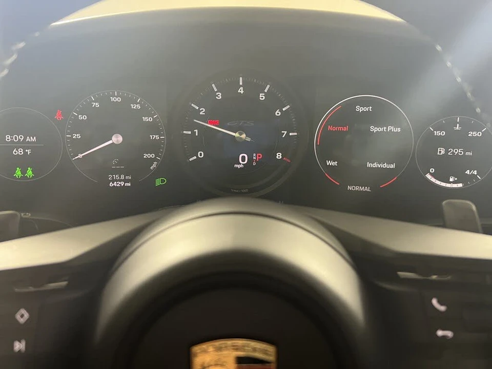 2024 Porsche 992 Targa 4 & 4S - Image 18 of 25