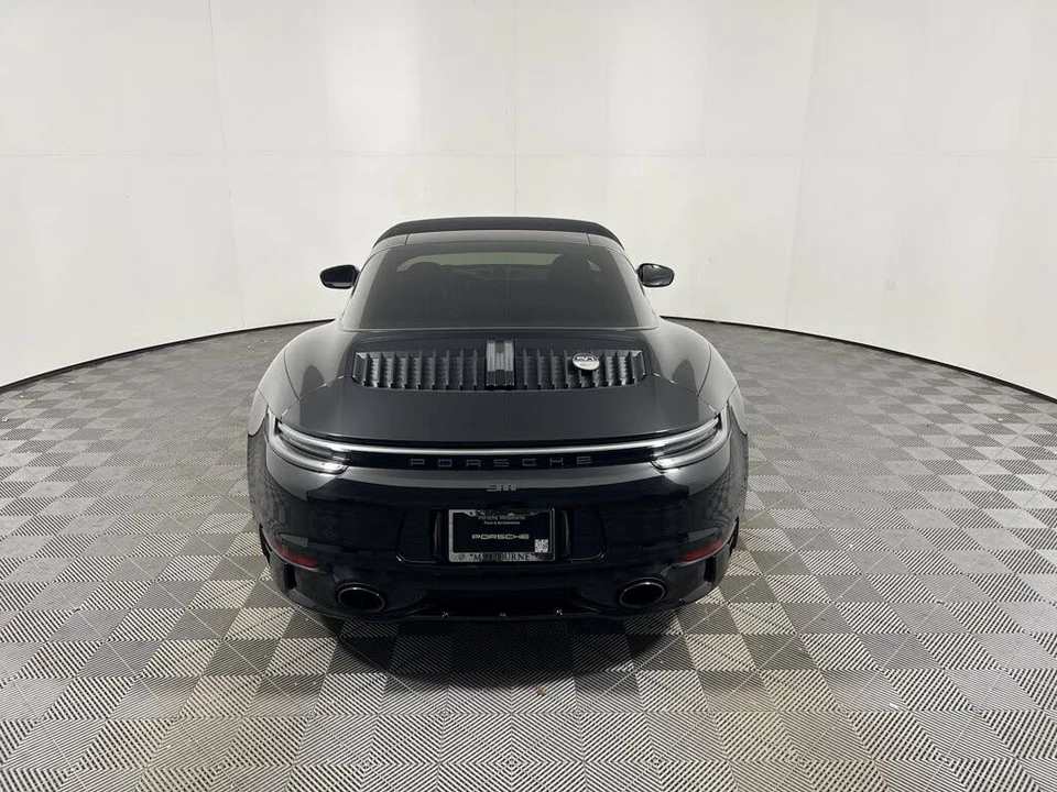 2024 Porsche 992 Targa 4 & 4S - Image 6 of 25
