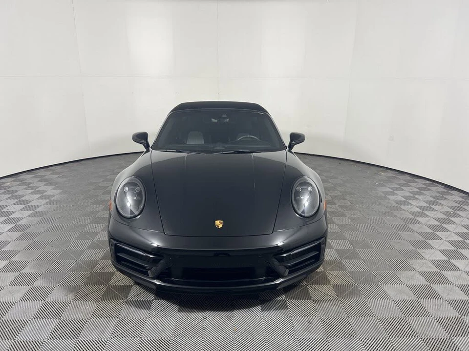 2024 Porsche 992 Targa 4 & 4S - Image 10 of 25