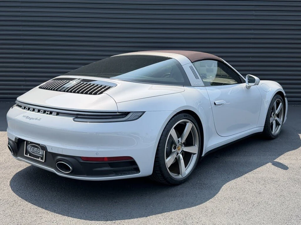 2024 Porsche 992 Targa 4 & 4S - Image 9 of 29