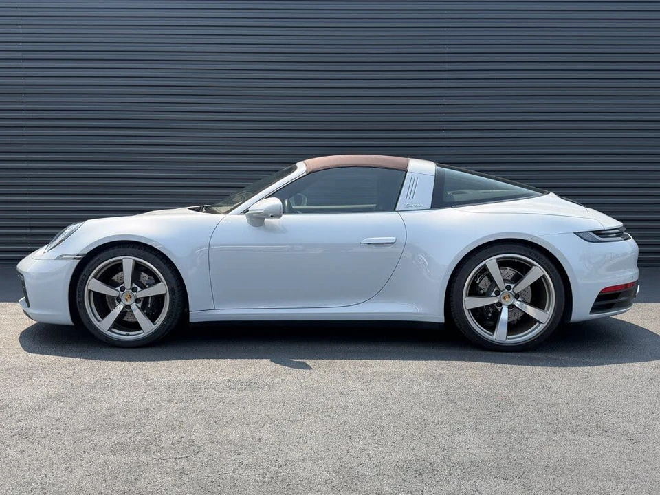 2024 Porsche 992 Targa 4 & 4S - Image 2 of 29