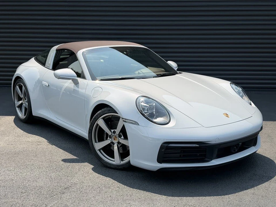 2024 Porsche 992 Targa 4 & 4S - Image 6 of 29