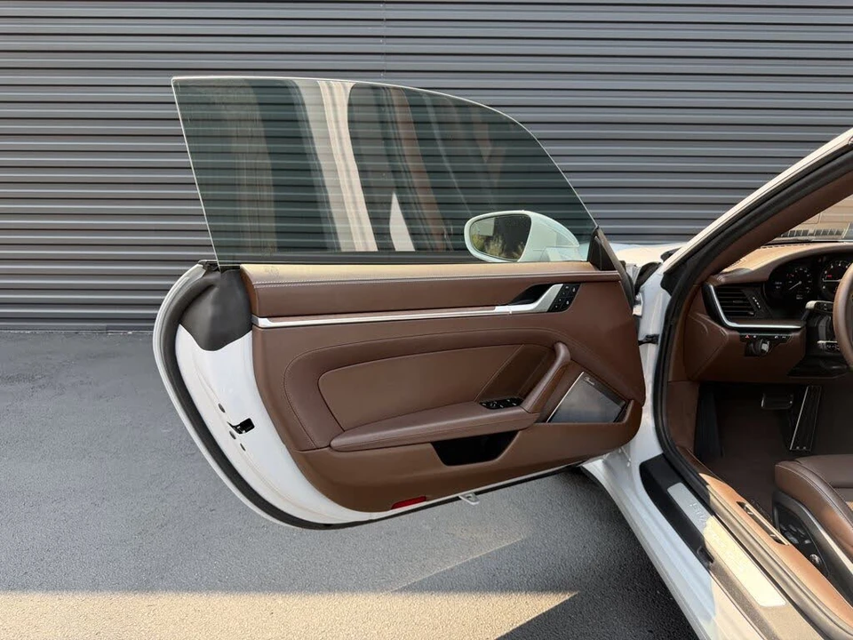 2024 Porsche 992 Targa 4 & 4S - Image 21 of 29
