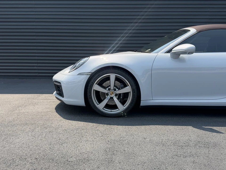 2024 Porsche 992 Targa 4 & 4S - Image 12 of 29