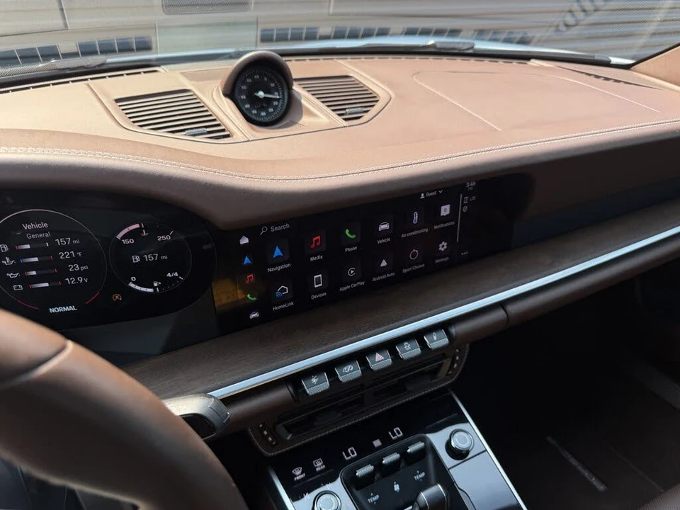 2024 Porsche 992 Targa 4 & 4S - Image 26 of 29