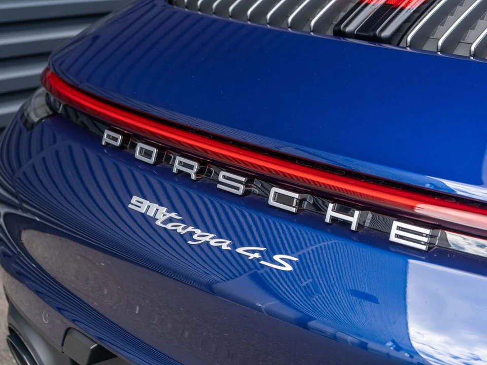 2024 Porsche 992 Targa 4 & 4S - Image 19 of 31