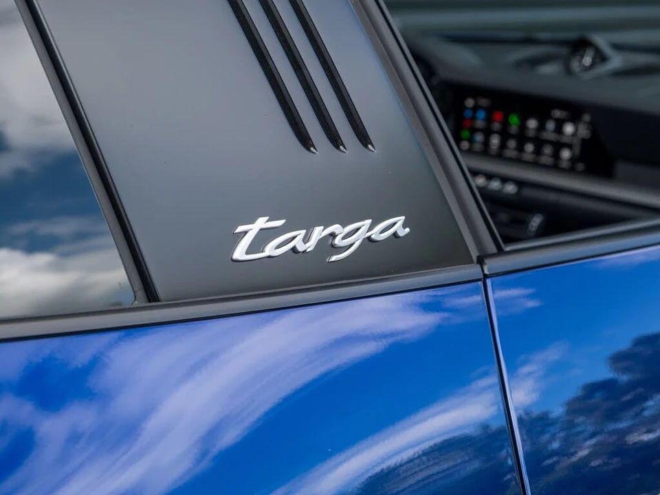 2024 Porsche 992 Targa 4 & 4S - Image 18 of 31
