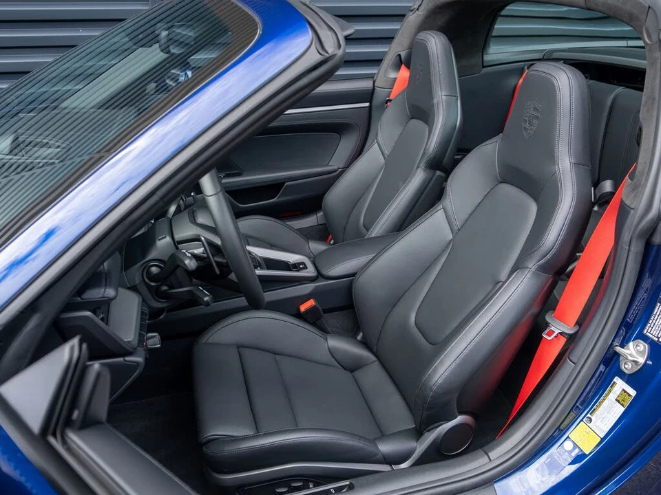 2024 Porsche 992 Targa 4 & 4S - Image 5 of 31