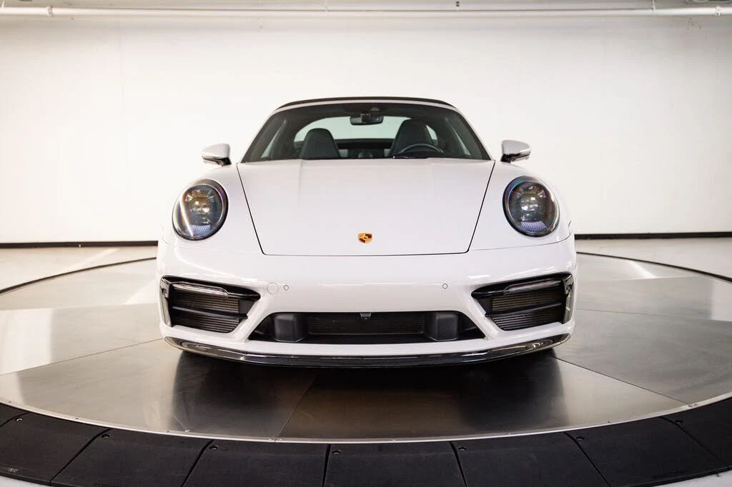 2024 Porsche 992 Targa 4 & 4S - Image 10 of 29