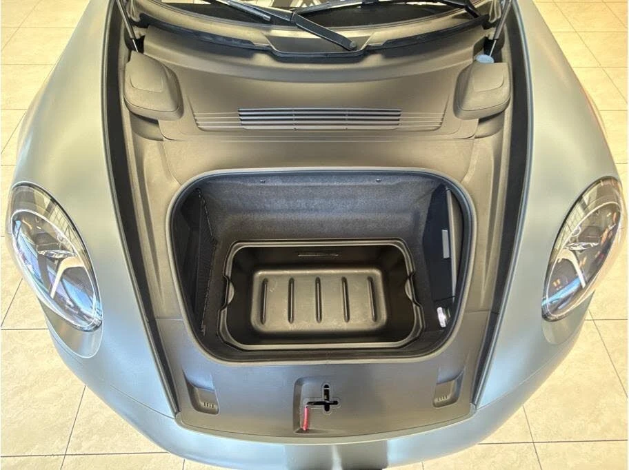 2024 Porsche 992 Targa 4 & 4S - Image 26 of 31