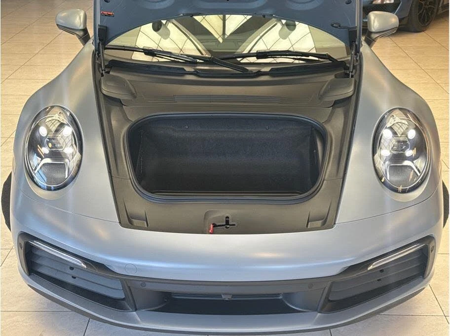 2024 Porsche 992 Targa 4 & 4S - Image 25 of 31