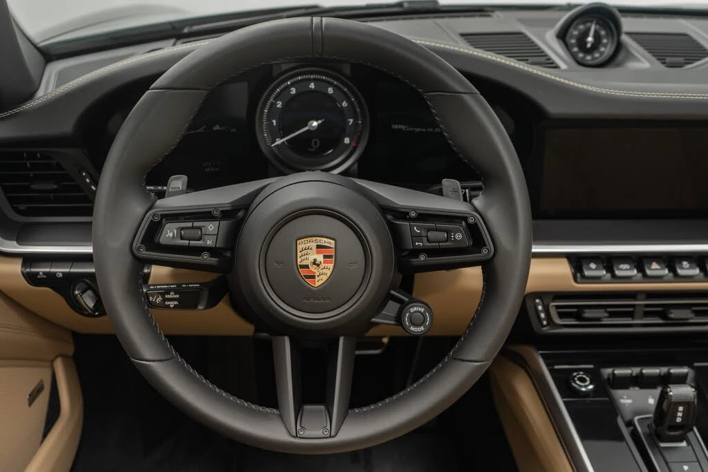 2024 Porsche 992 Targa 4 & 4S - Image 15 of 31