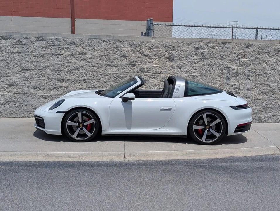 2024 Porsche 992 Targa 4 & 4S - Image 2 of 31