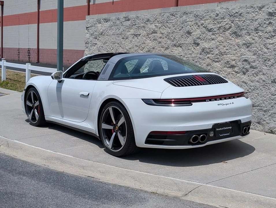 2024 Porsche 992 Targa 4 & 4S - Image 3 of 31