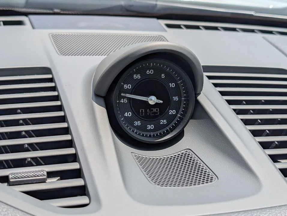 2024 Porsche 992 Targa 4 & 4S - Image 29 of 31