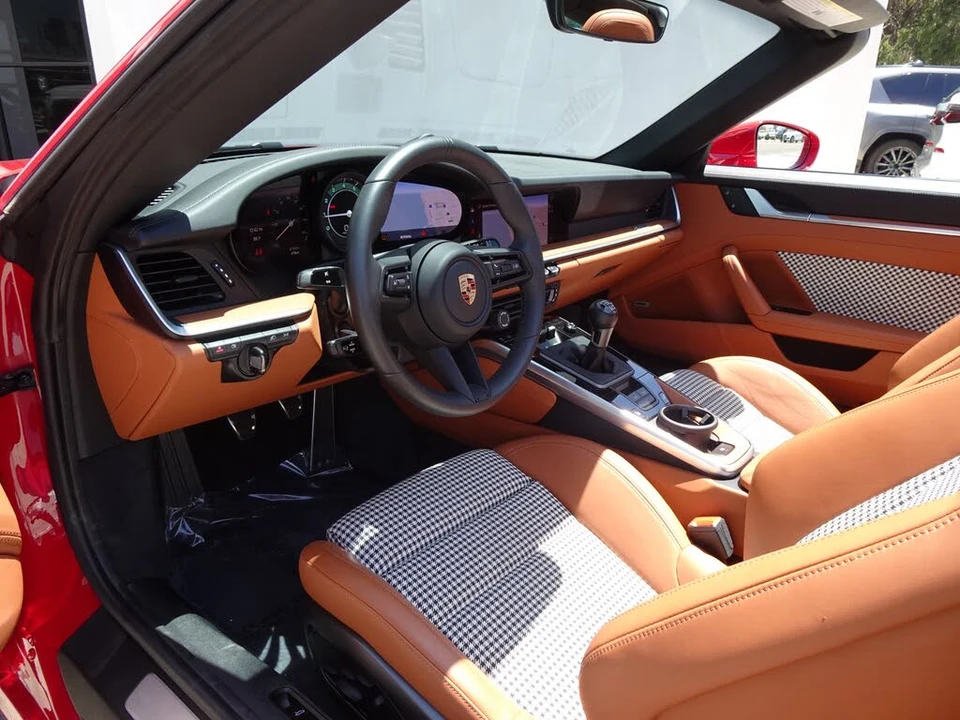 2024 Porsche 992 Targa 4 & 4S - Image 14 of 22