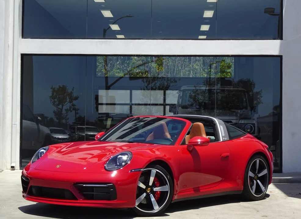 2024 Porsche 992 Targa 4 & 4S - Image 12 of 22