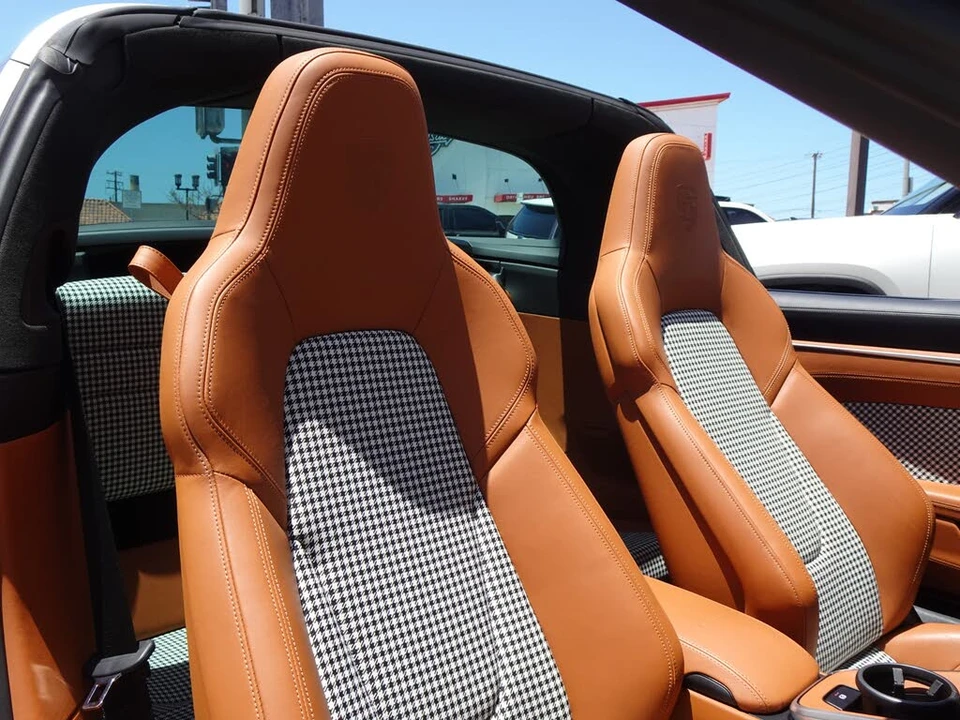 2024 Porsche 992 Targa 4 & 4S - Image 20 of 22