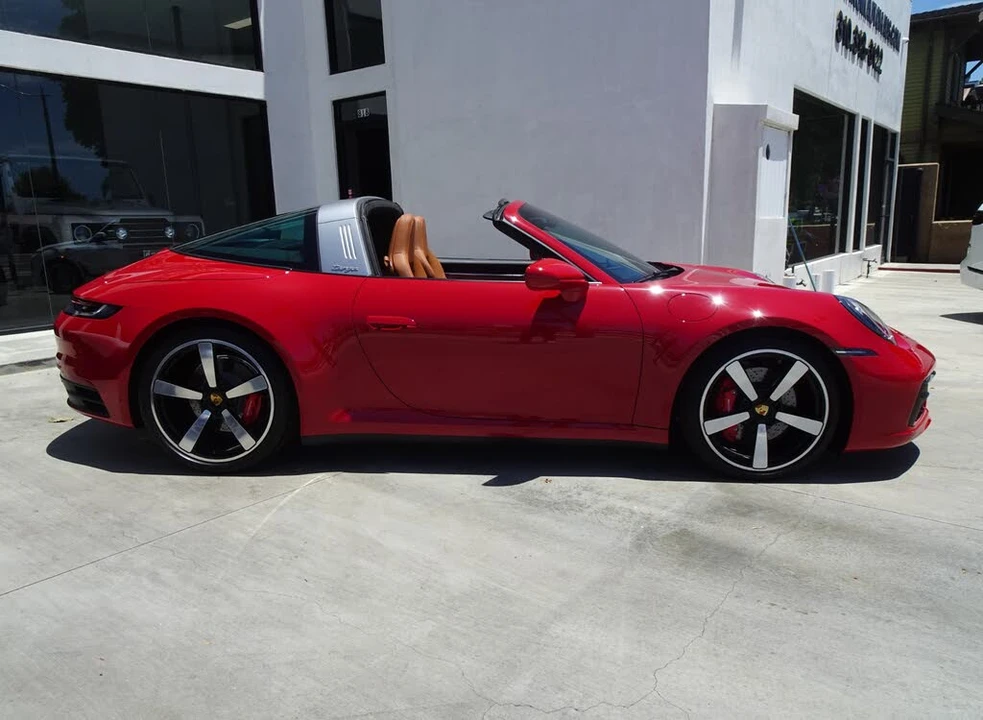 2024 Porsche 992 Targa 4 & 4S - Image 9 of 22