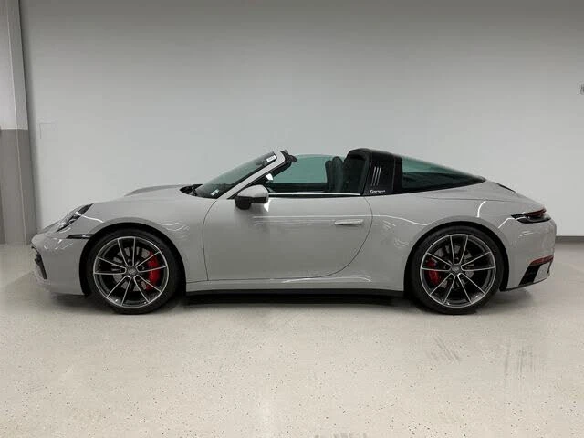 2024 Porsche 992 Targa 4 & 4S - Image 2 of 7