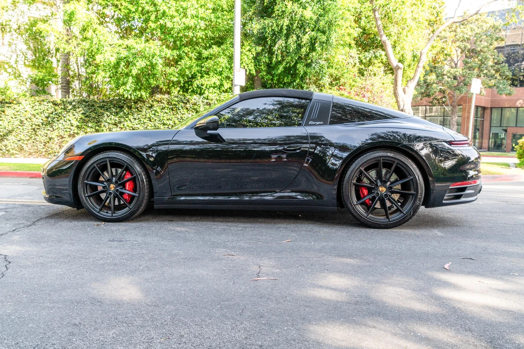 2024 Porsche 992 Targa 4 & 4S - Image 11 of 31