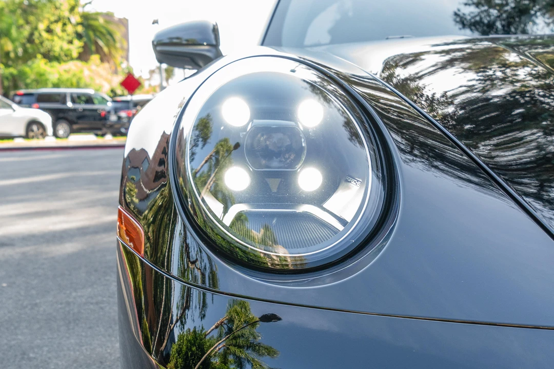 2024 Porsche 992 Targa 4 & 4S - Image 29 of 31