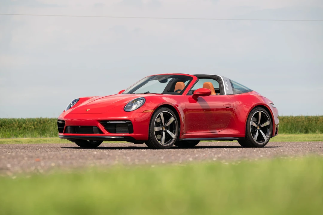 2024 Porsche 992 Targa 4 & 4S - Image 2 of 31