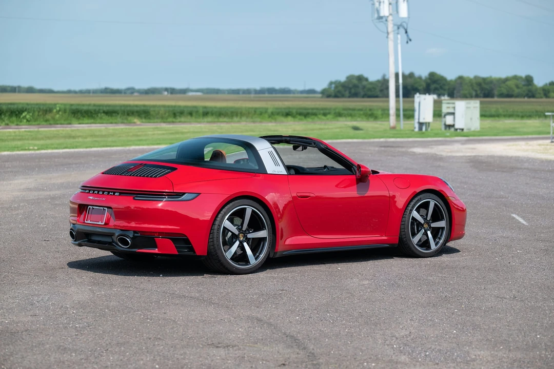 2024 Porsche 992 Targa 4 & 4S - Image 12 of 31