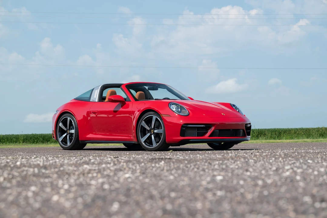 2024 Porsche 992 Targa 4 & 4S - Image 14 of 31