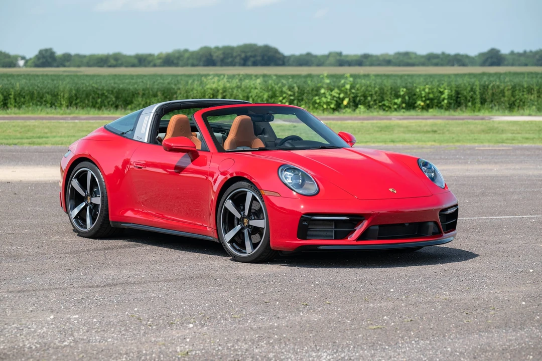 2024 Porsche 992 Targa 4 & 4S - Image 17 of 31